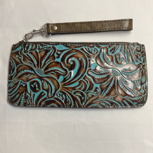 Patricia Nash St Croce Turquoise tooled leather wristlet - Picture 1 of 9